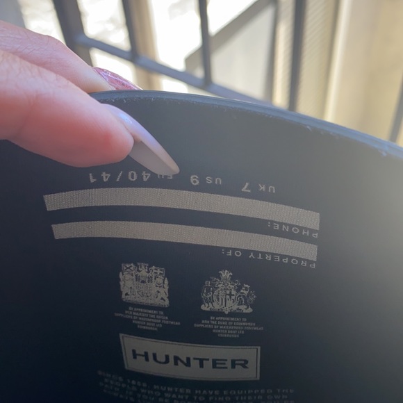 Size 9 women’s black hunter boots - Picture 6 of 6